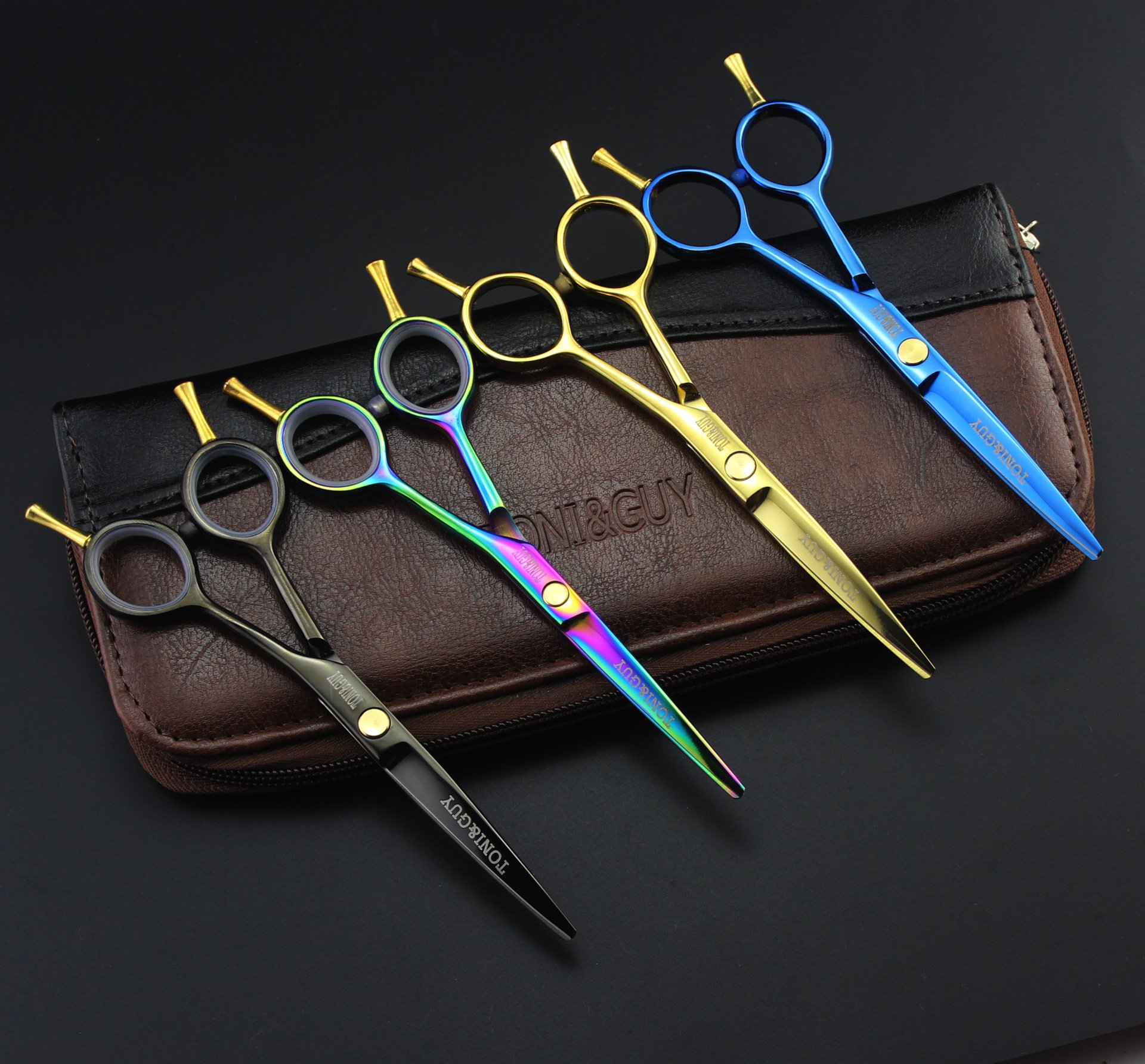 Tips for Buying Hair Cutting Shears | boldbarber.com